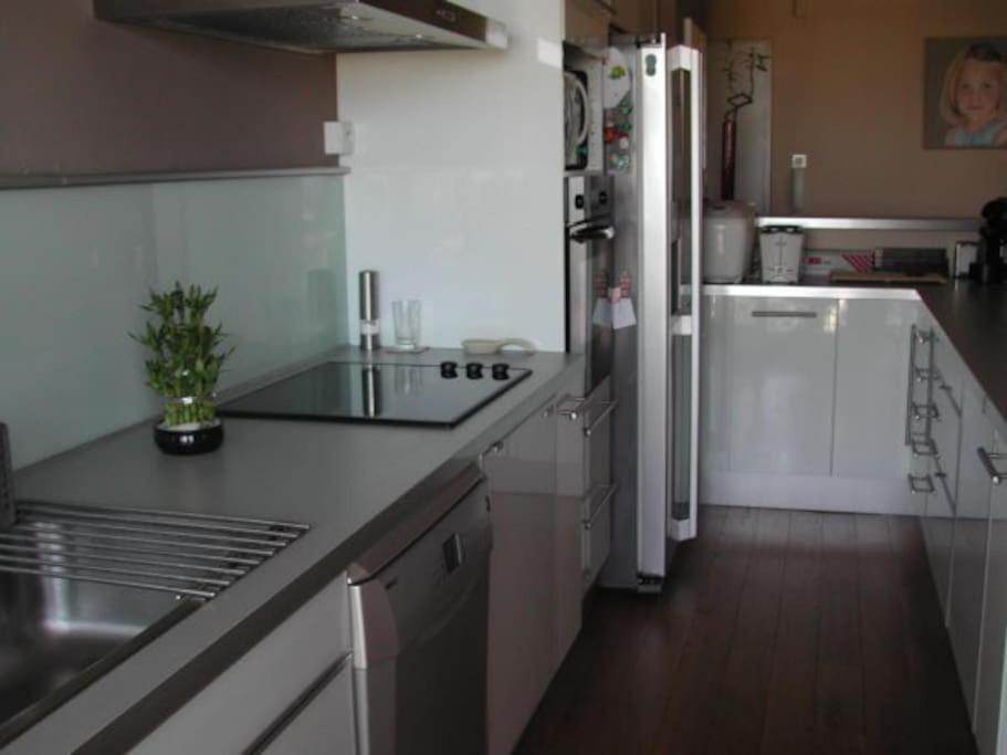 Apartament Residentiel Avec Parking Gratuit Marsylia Zewnętrze zdjęcie